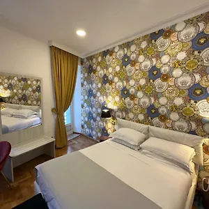 Hotel Cinquantatre, Rome